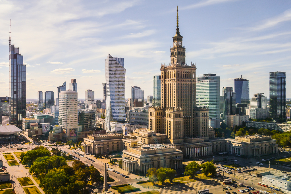 Panorama-Warszawy-z-Widok-Towers-fot.-Filip-Kwiatkowski-1